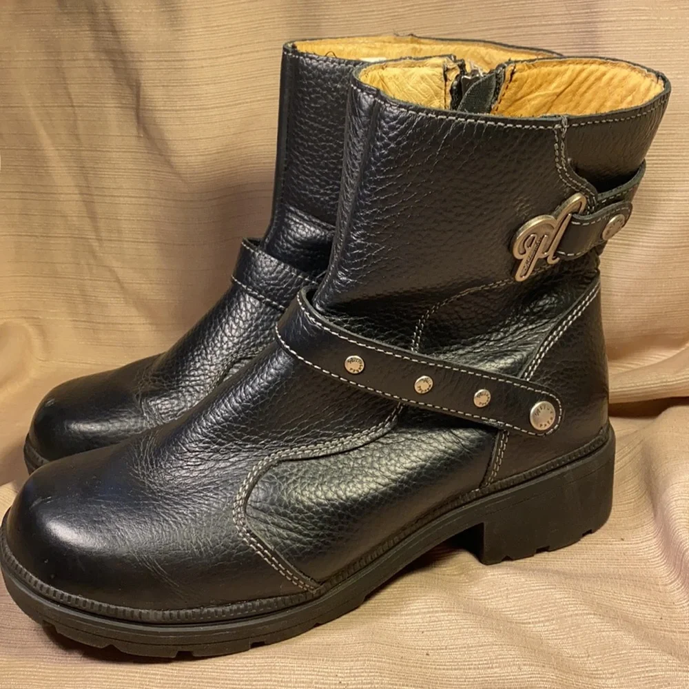 Milwaukee leather ankle riding boots